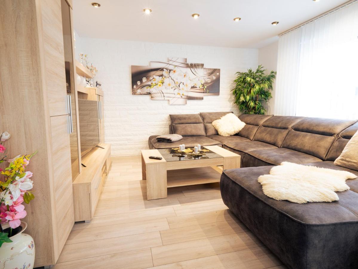 Truth Fuer 5 - King Size Betten, Kamin, Garten, Xxl Couch, Smart-Tv Ντόρτμουντ Εξωτερικό φωτογραφία